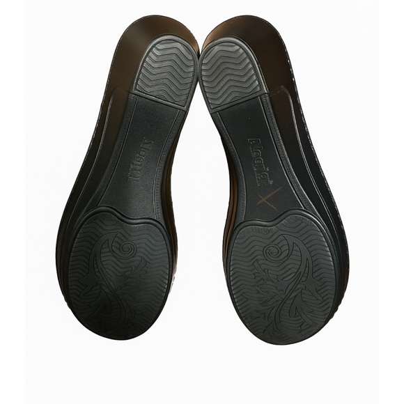 Algeria Elegant Iridescent Women's Sandals - Picture 4 of 4